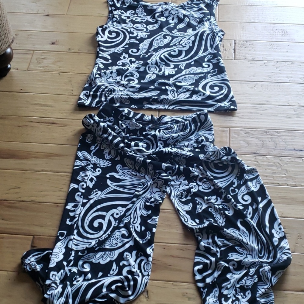 1top with 2 pants